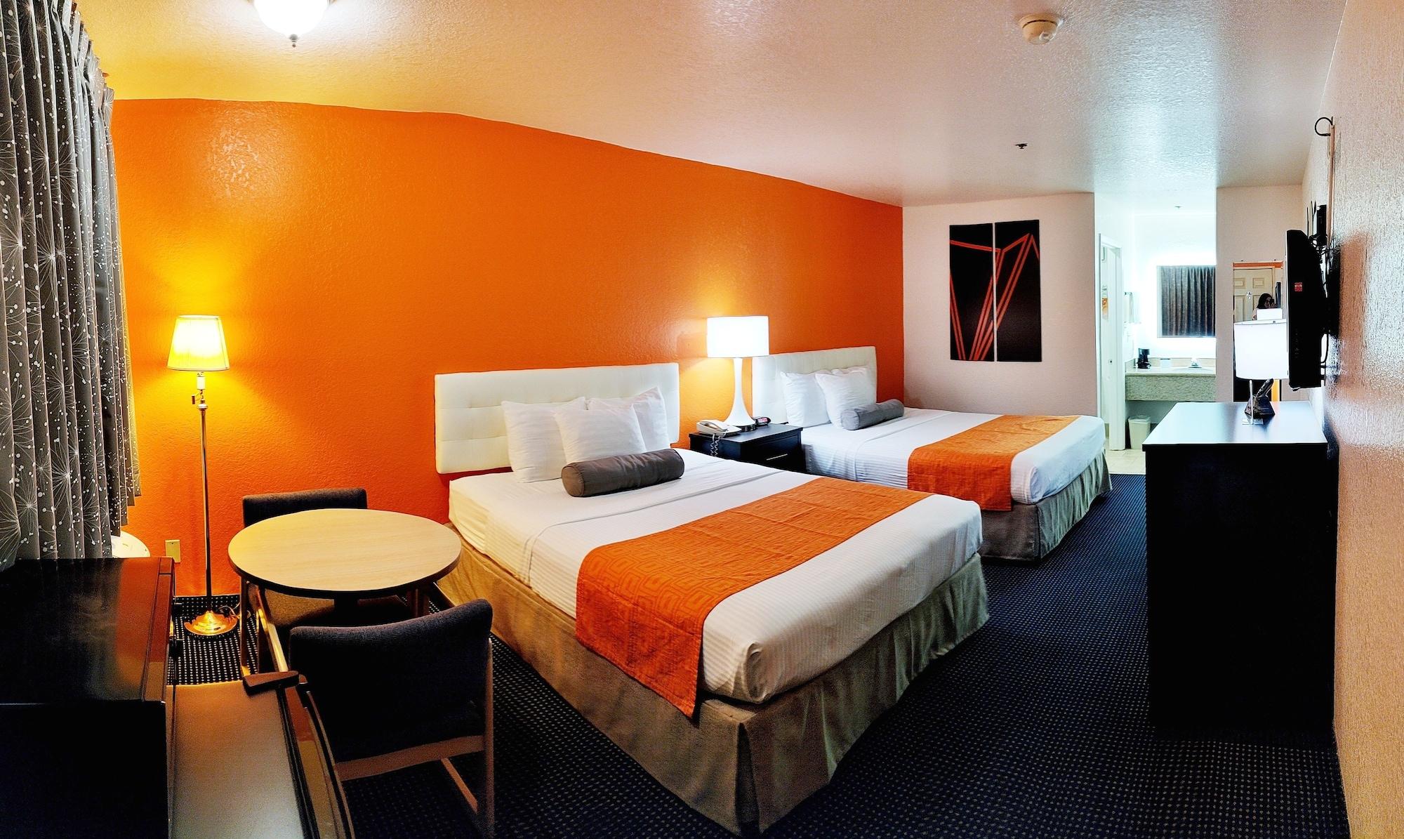 ฮาวเวิร์ด จอห์นสัน บาย วินด์แฮม ฮอลบรูก Hotel โฮลบรุค ภายนอก รูปภาพ